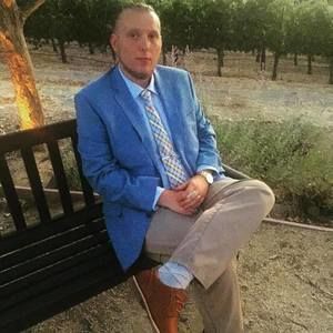 Meet your Posher, Alex